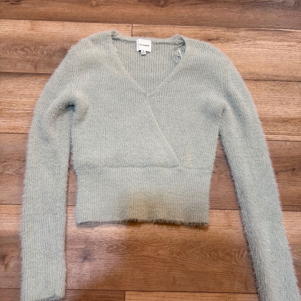 Pink Rose soft green sweater size M